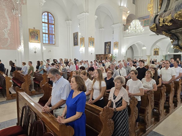 Biskup Radoš predslavio večernje misno slavlje svetkovine Velike Gospe u varaždinskoj katedrali